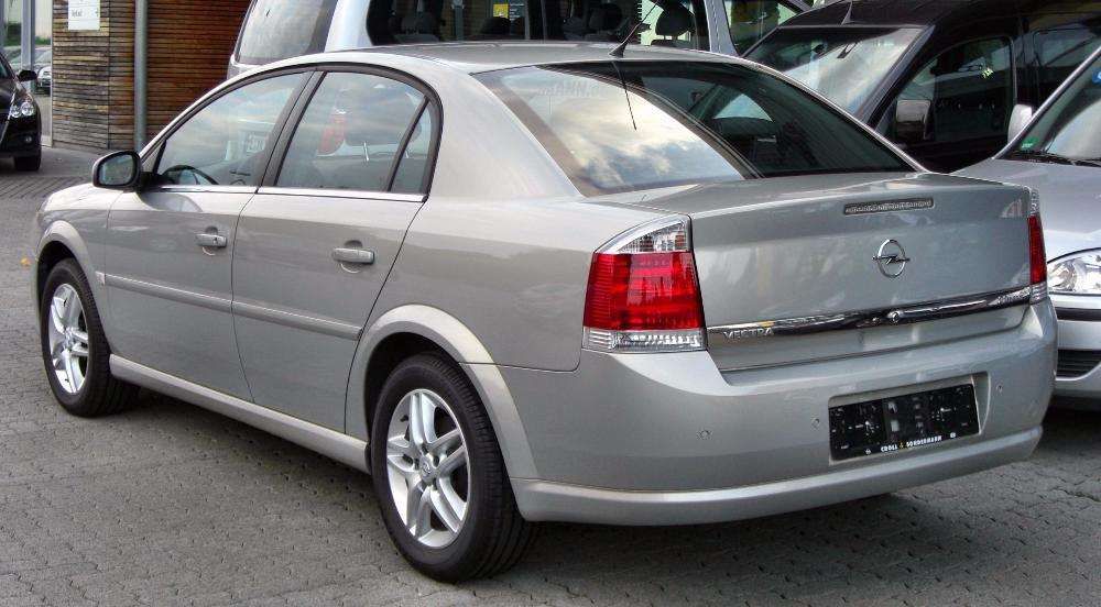 Кришка багажніка ляда скло Opel Astra Vectra Omega Zafira Insignia