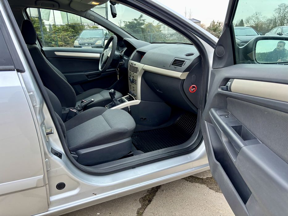 Opel astra Polski salon 1.8 140km Lift