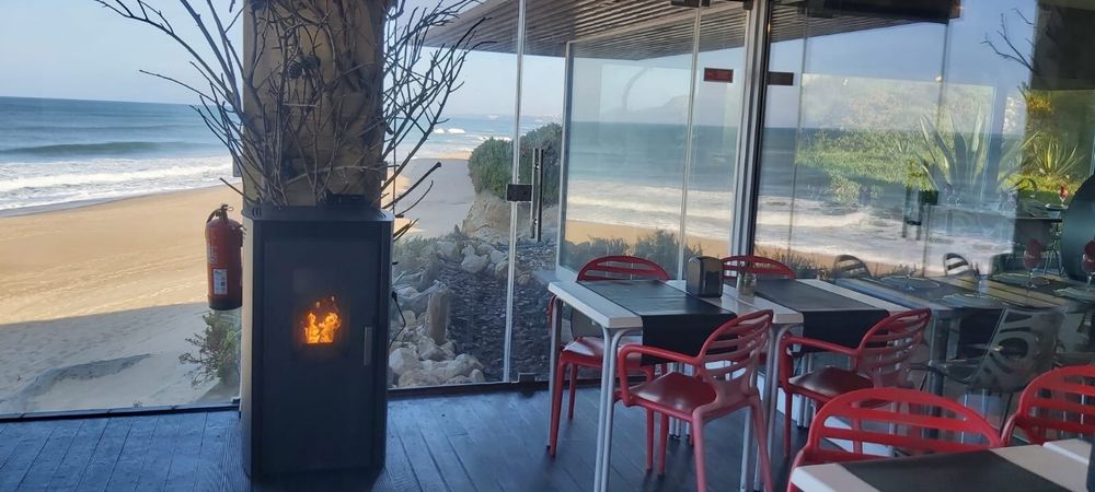 Restaurante em plena praia