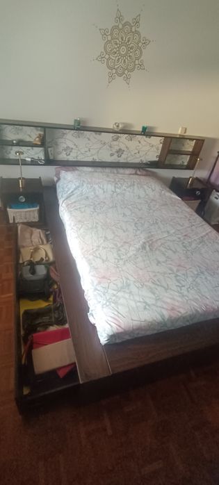 Cama de Casal com Cabeceira