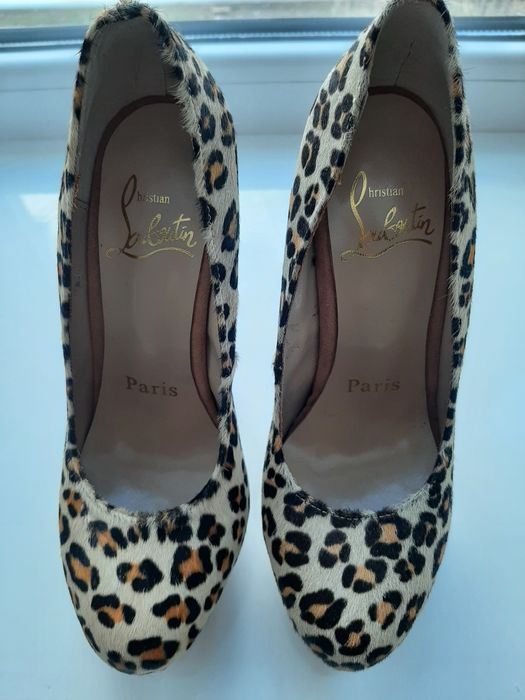 Туфли Лабутены 37 размер 180 гривен