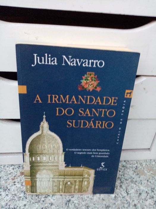 Vendo três livros