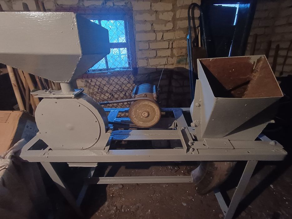 Дертемолка,подрібнювач 2в1