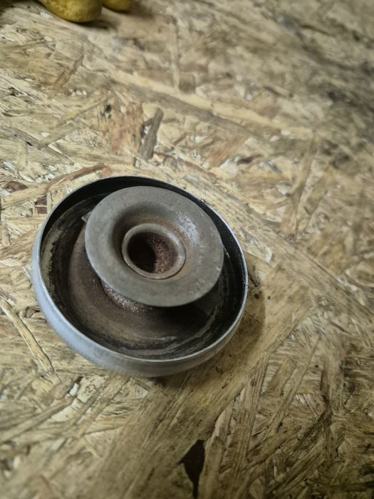 Korek nakretka zbiornik paliwa Simson