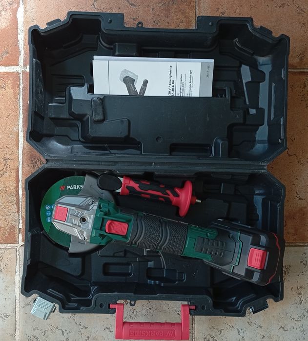 Rebarbadora Parkside com  bateria 4Ah  20V