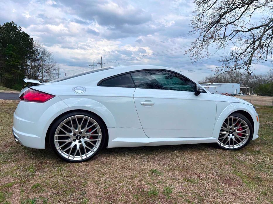 Audi TT quattro      2018