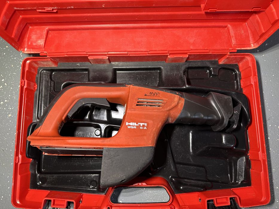 Аккумуляторная сабельная пила Hilti WSR 36-A +кейс Hilti b36/5.2