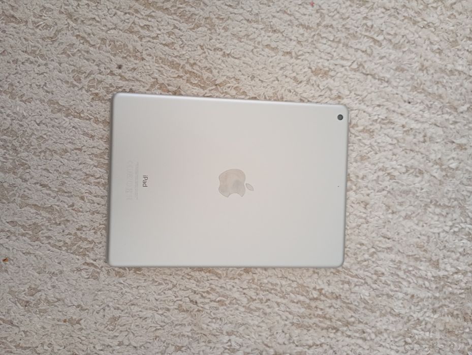 Vendo iPad 2017 em bom estado
