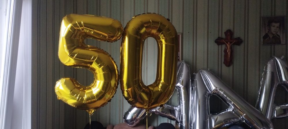 Воздушные шары, цифры 50 и буквы А