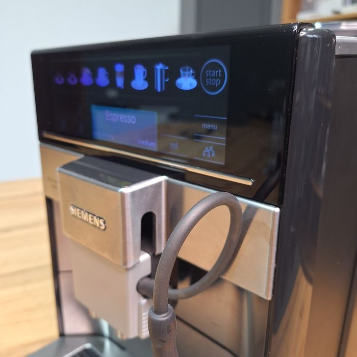 Кавоварка Siemens EQ. 6 series 700