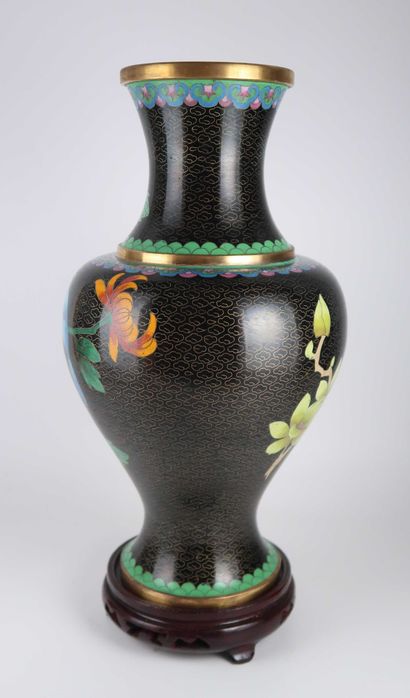 Grande Jarra Cloisonné China