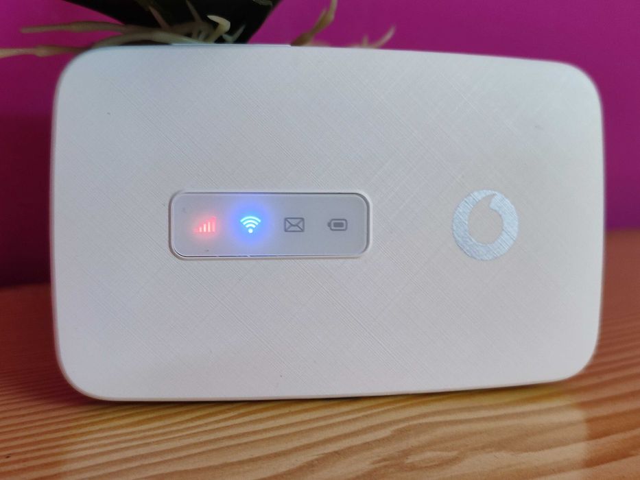 TCL 4G Router Hotspot