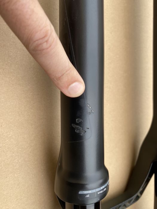 Suspensão Rock Shox Revelation 29