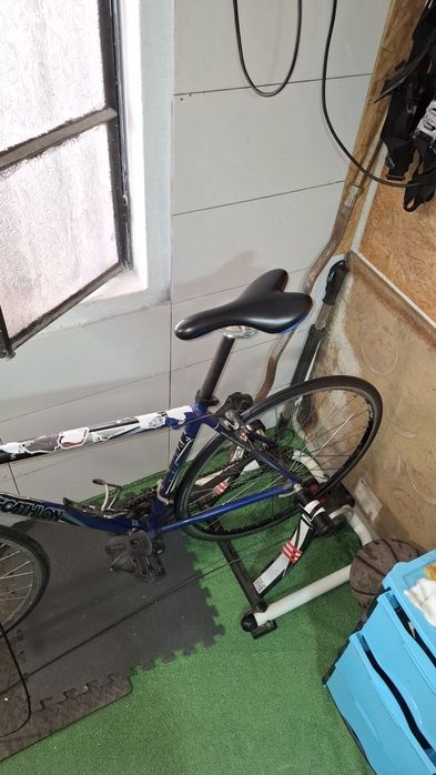 Bicicleta mais rolos