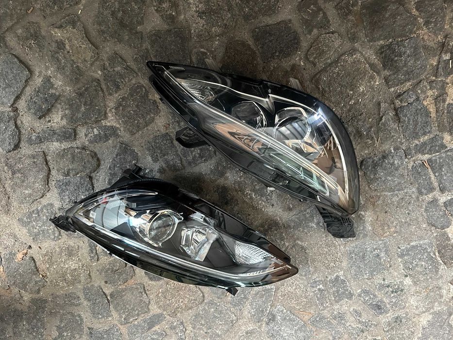 Otica Direita + Otica Esquerda Peugeot 308