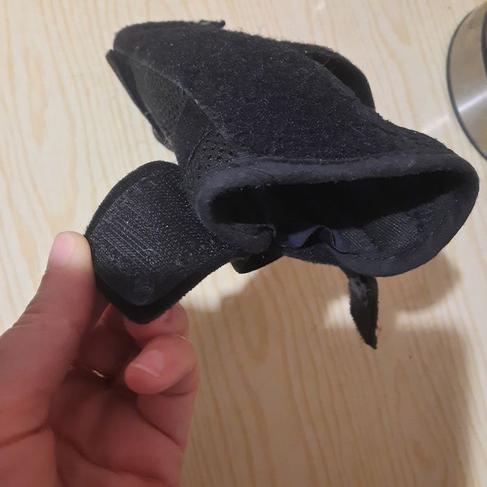 Ортез Права рука , на променево-зап'ястковий суглоб