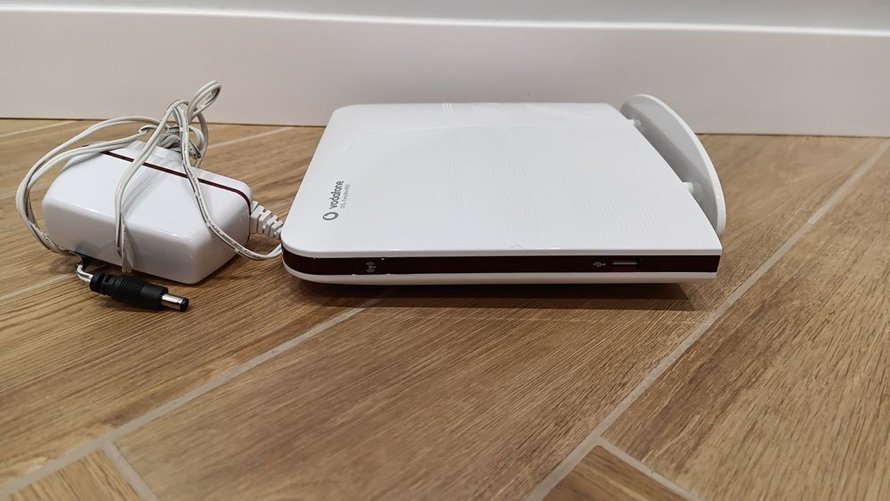 Router repeater wzmacniacz sygnału wifi Vodafone EasyBox 802 OpenWRT