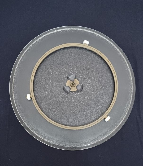 Prato de microondas de 32 cm.