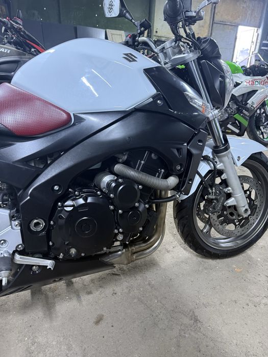 Японський мотоцикл Suzuki GSR 400 з Японії Сузукі ЖСР 400