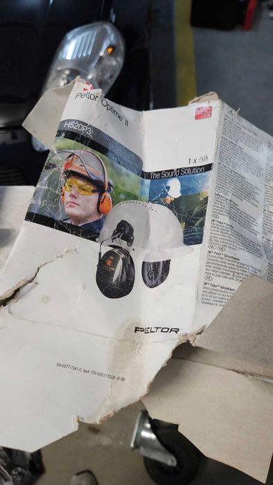 Słuchawki do kasku Peltor 3M. Nowe. Czarne
