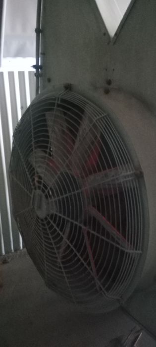 Sprzedam opryskiwacz sadowniczy Moskit 1200 ltr