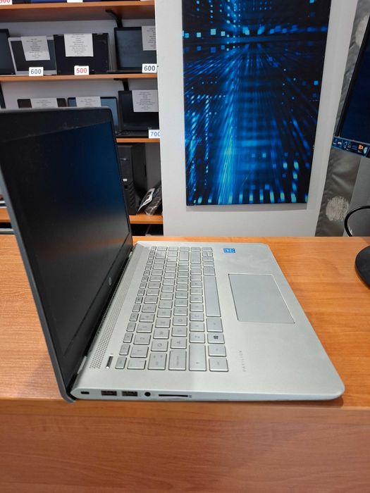Laptop HP 14 DDR4 SSD Windows 11