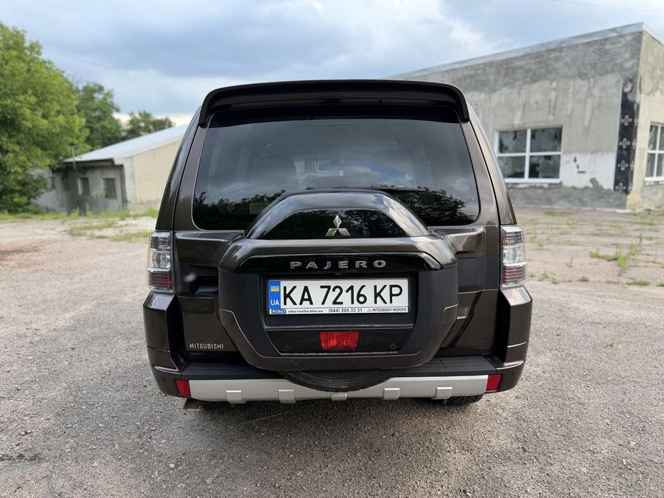 Mitsubishi Pajero  Wagon