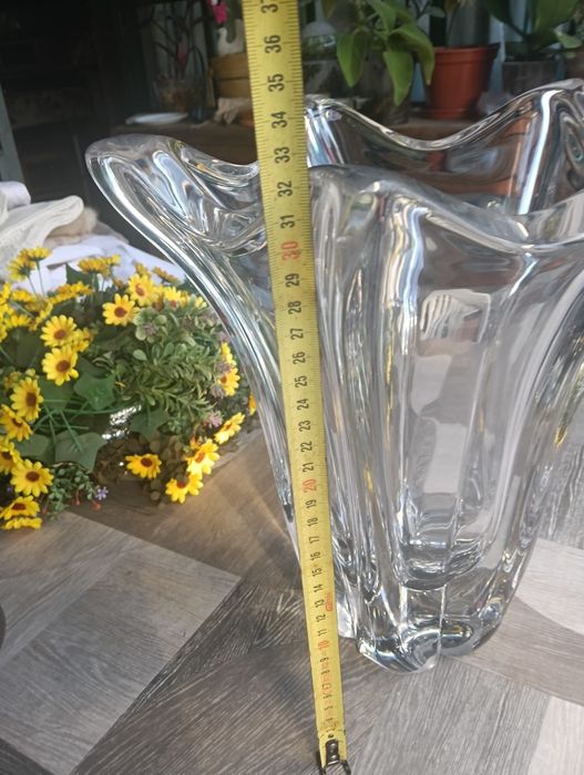 Vaso de cristal bruto tulipa