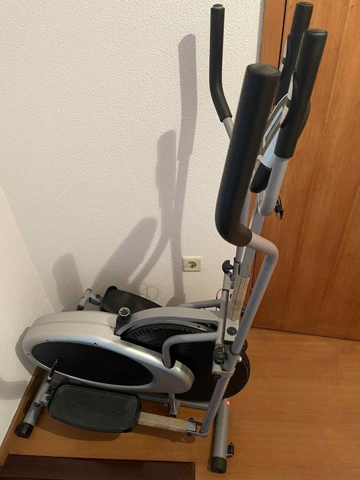 Elliptical Machine445337519784601601