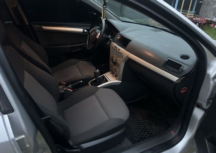 Opel Astra H 2008