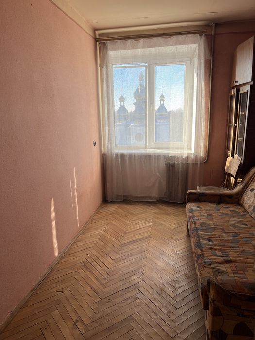 Продаж двокімнатної квартири на Виговського