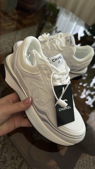 Кросівки нові 36 розмір