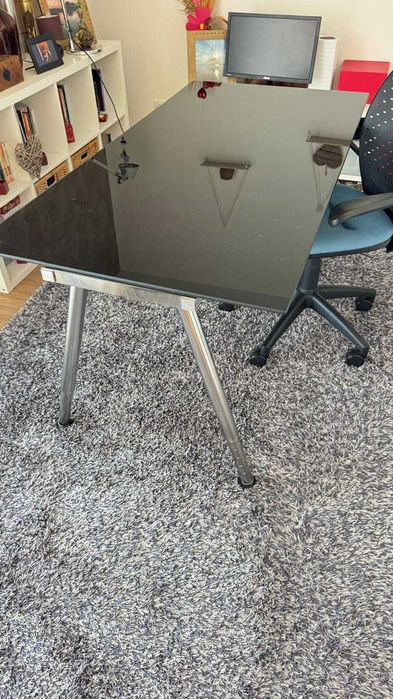 Secretária moderna em vidro – excelente estado