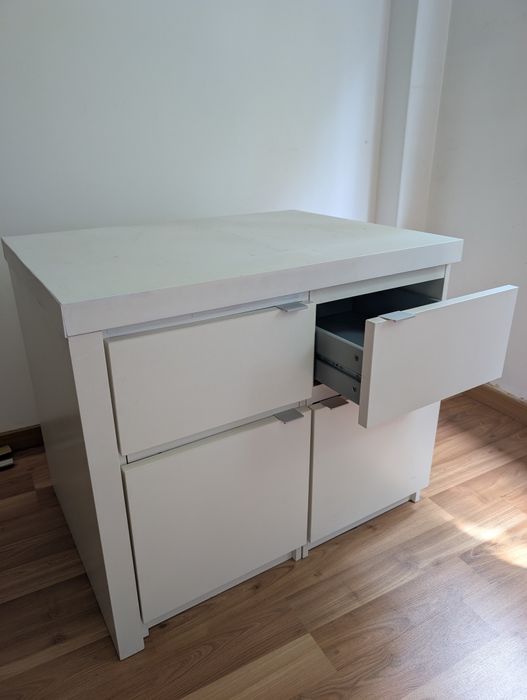 Móvel Branco Modular com Gavetões