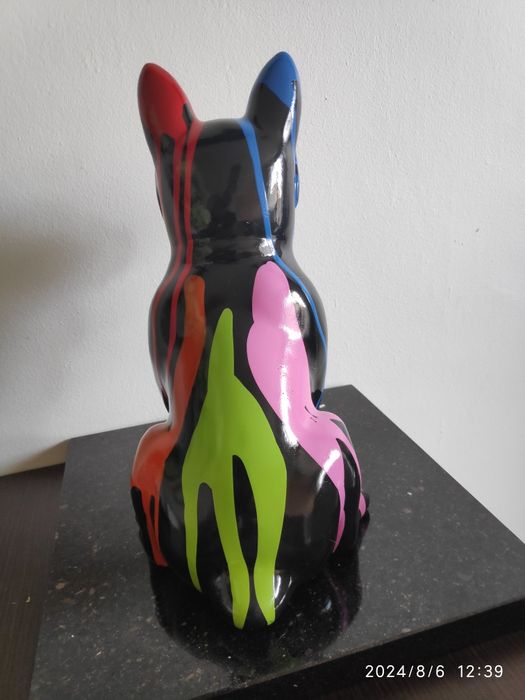 Nowa figurka buldoga francuskiego. 25 cm wysokości