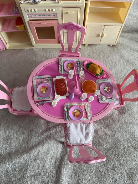 Zestaw Barbie kuchnia living pretty 1987