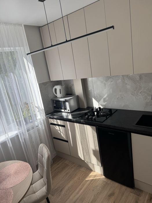 Продаж квартири. Вул. В. Чумака 4. Ремонт. Метро Берестейська