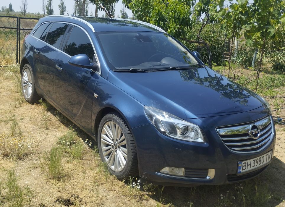 Опель інсігнія 2011р.в  4х4 2.0 дизель