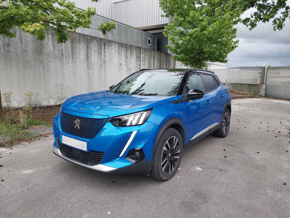 Peugeot e-2008 50 kWh GT