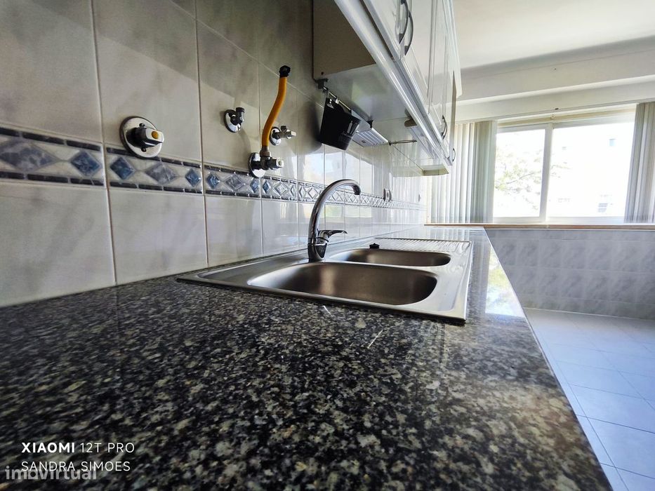 T2 em Corroios, pronto a habitar por 950€