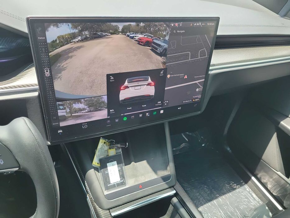 Tesla Model X      2022