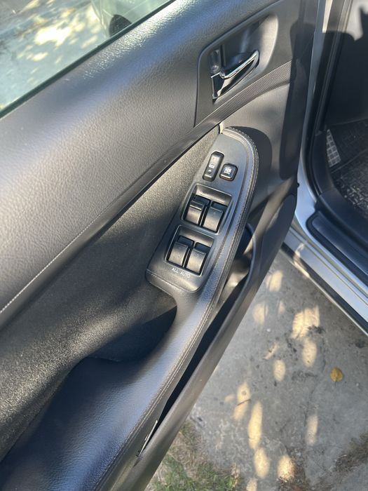 Продам Toyota Avensis 2.0 газ безн