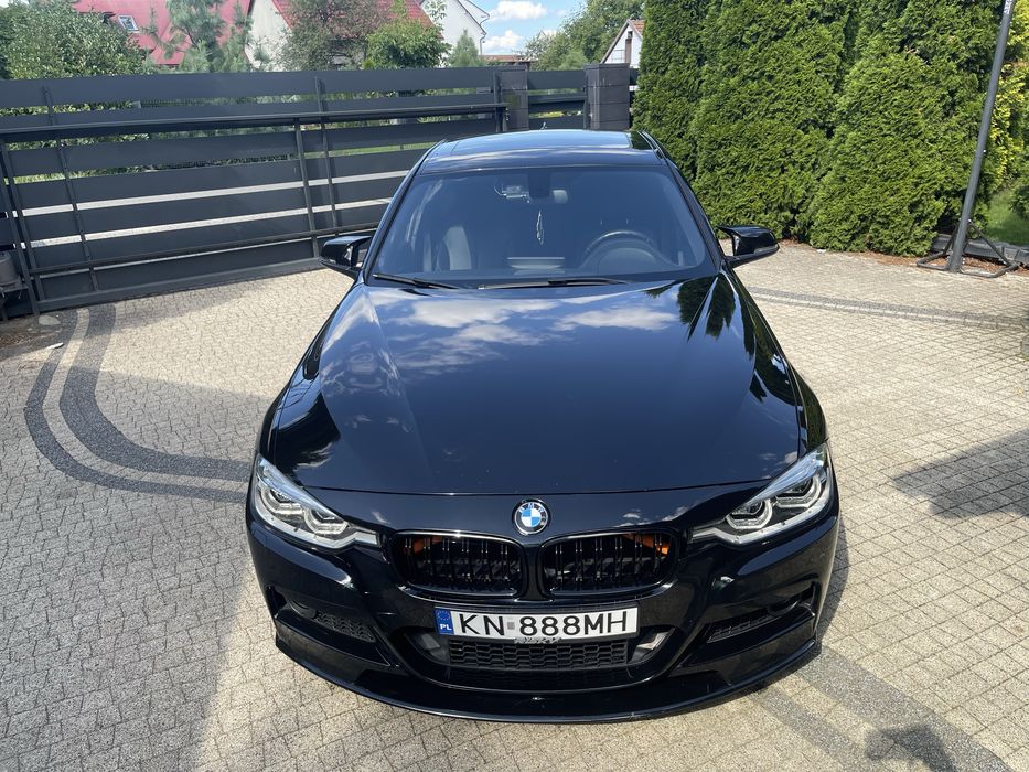 BMW F30 330i xDrive automat hak