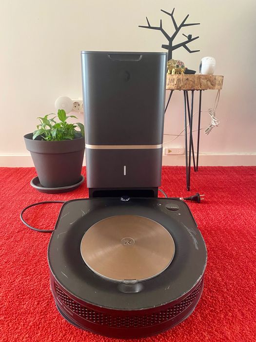Aspirador iRobot Roomba S9+