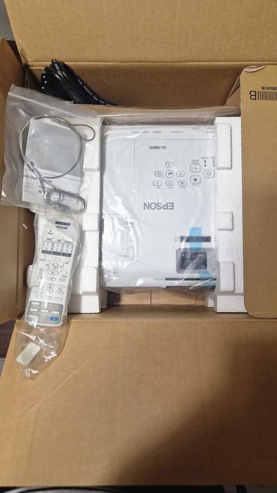 Projektor Epson EH-TW610 3LCD - Nowy, nieużywany