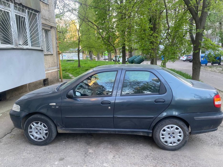Fiat Siena 2004 года