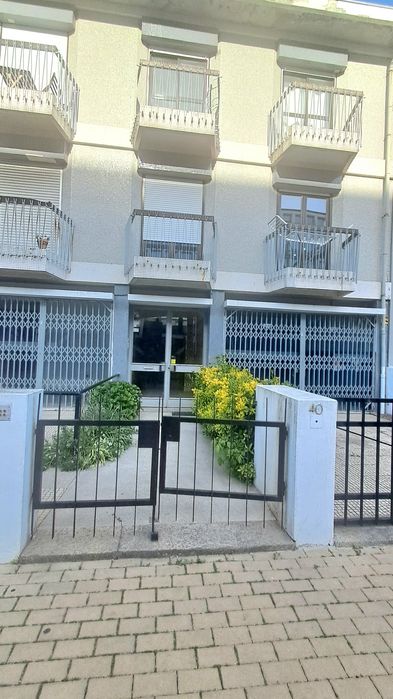 Apartamento t2 com  novo, 100m2, Centro Senhora da Hora