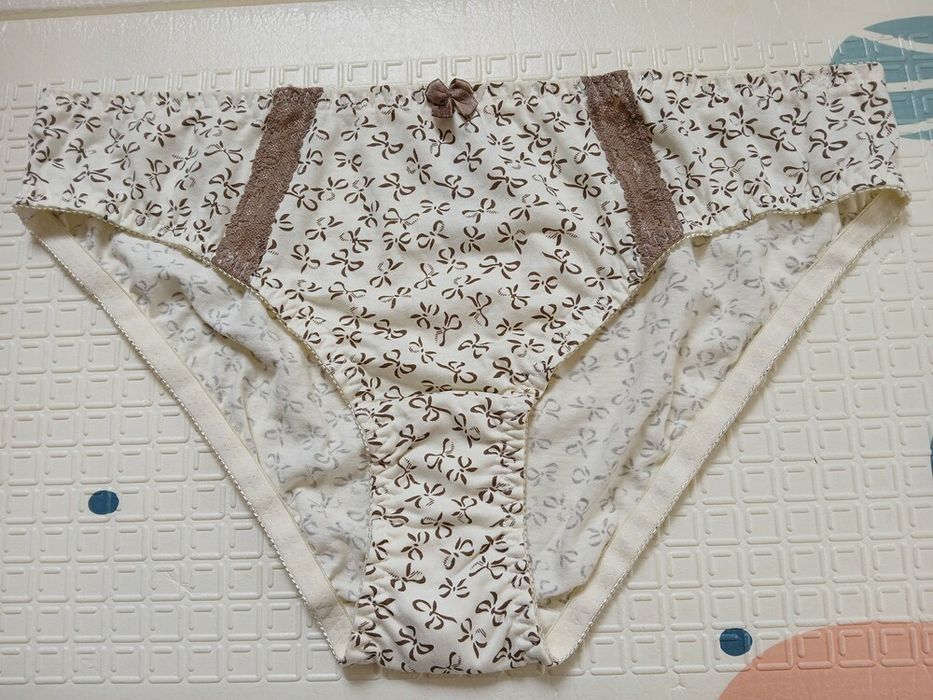 Трусики жіночі Bonprix набір 3 штуки розмір XL