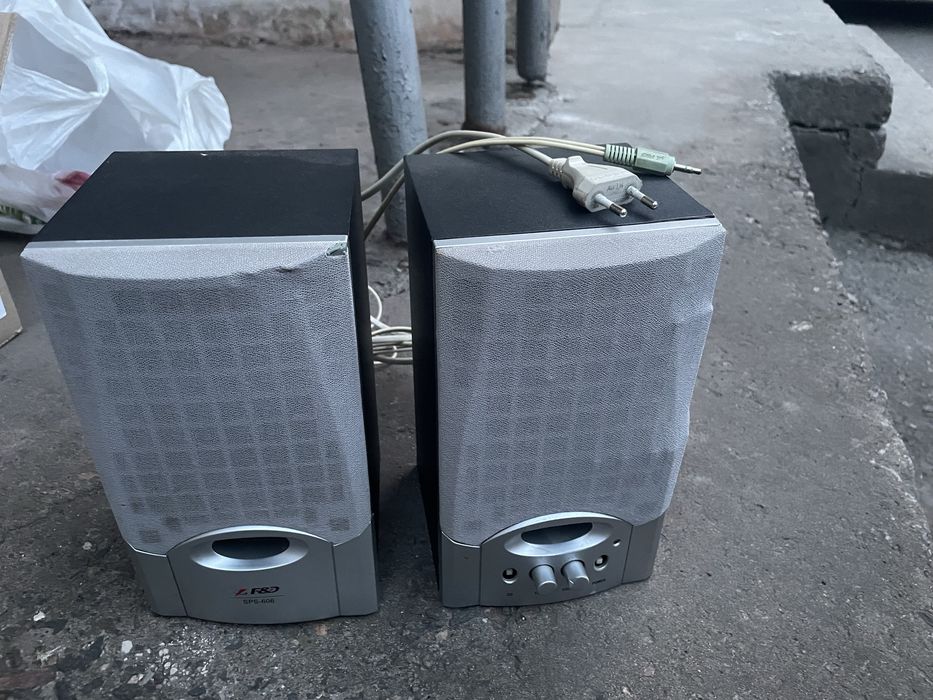 Колонки в робочому стані