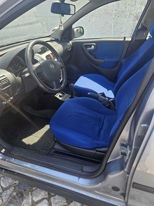 Vende-se "Opel Corsa C"